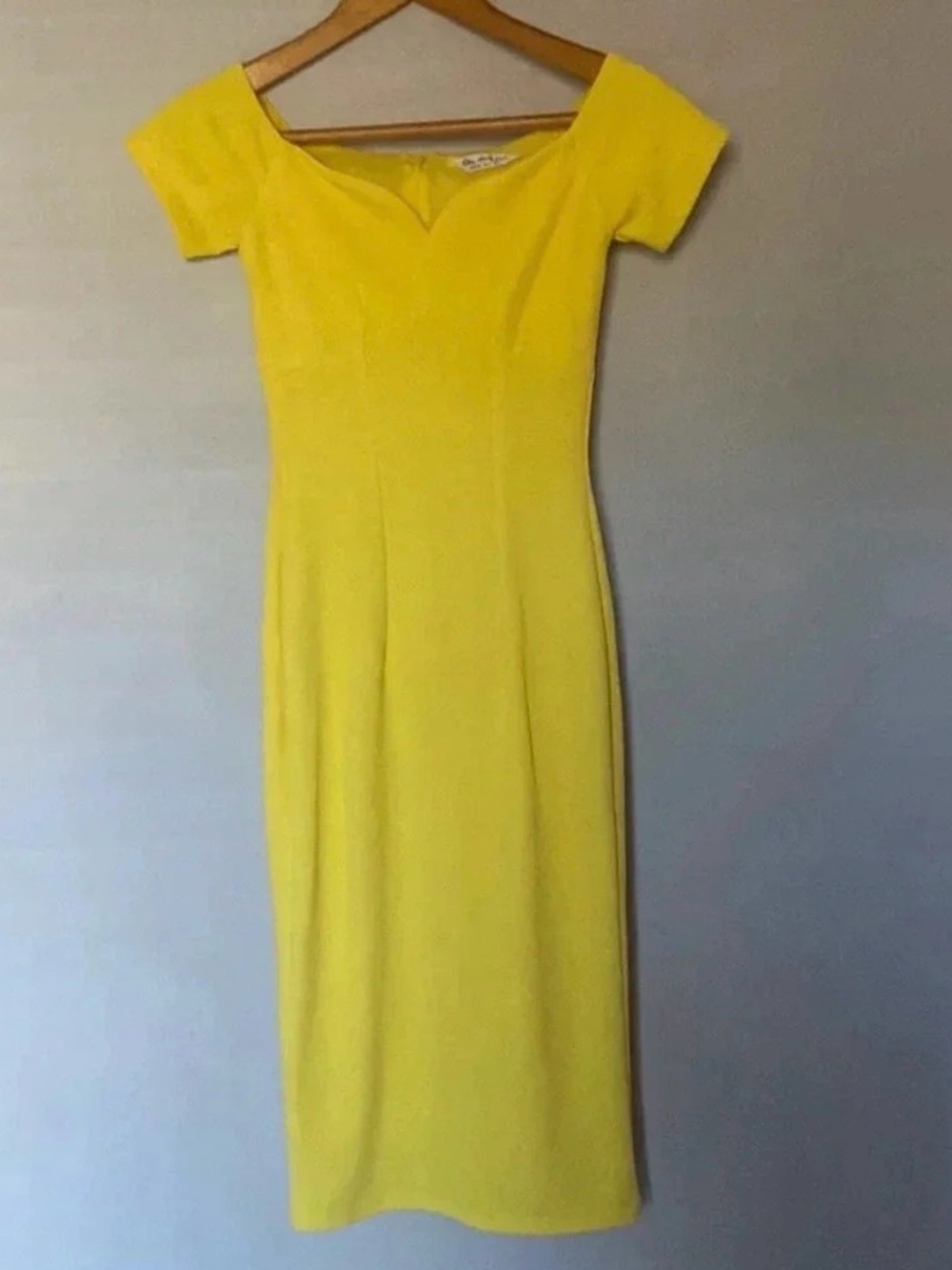 Miss Selfridge Yellow Sweetheart Neckline  Short Sleeve Dress Size 2
